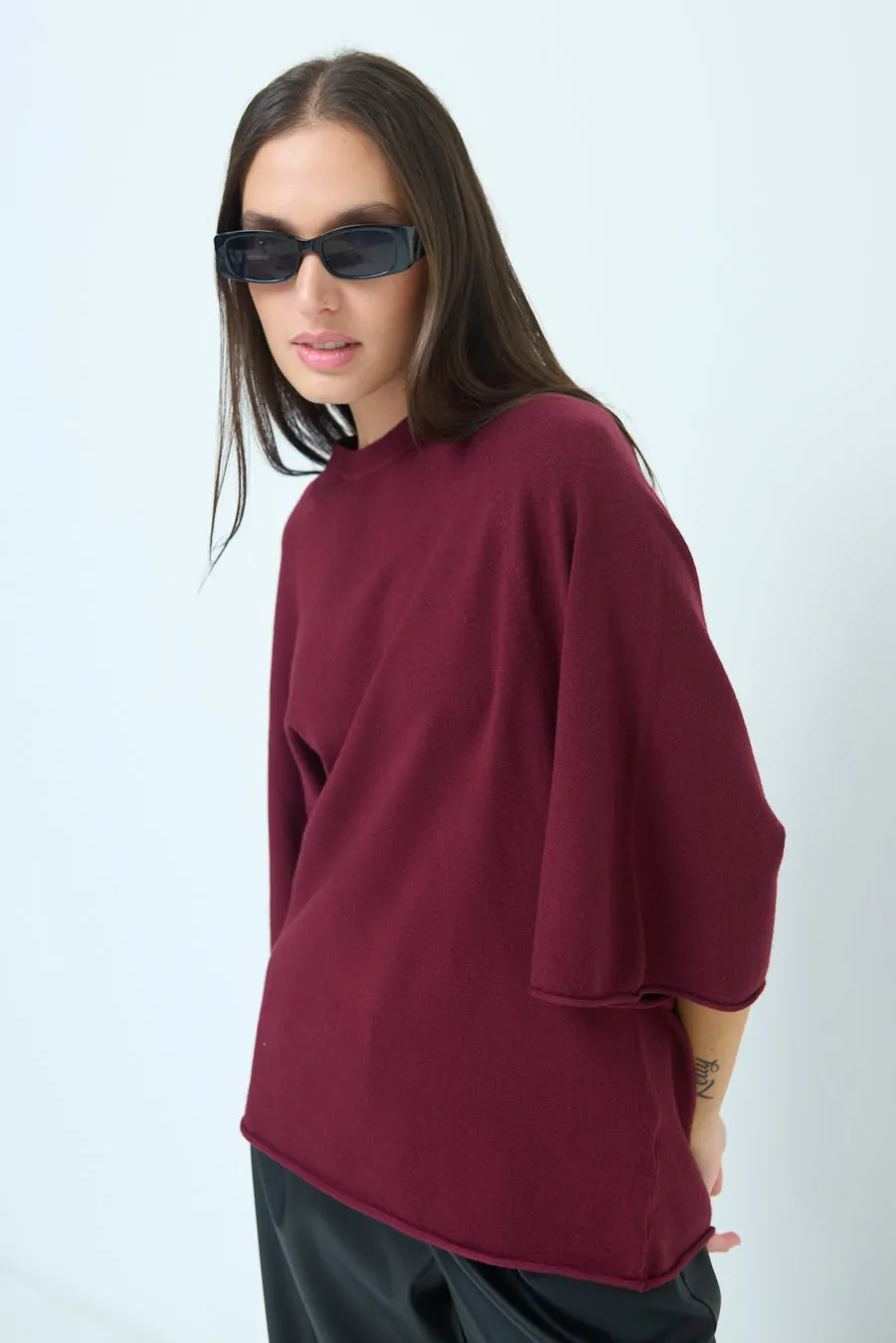 Relaxed fit batwing sleeve sweater wholesale