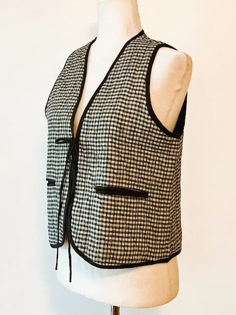 Smart, Tailored Small Check Fashion Vest With Piping and Tie. Black and Gray